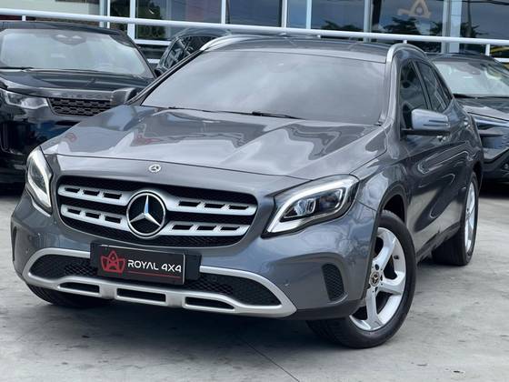 MERCEDES-BENZ GLA 200 1.6 CGI FLEX ADVANCE 7G-DCT